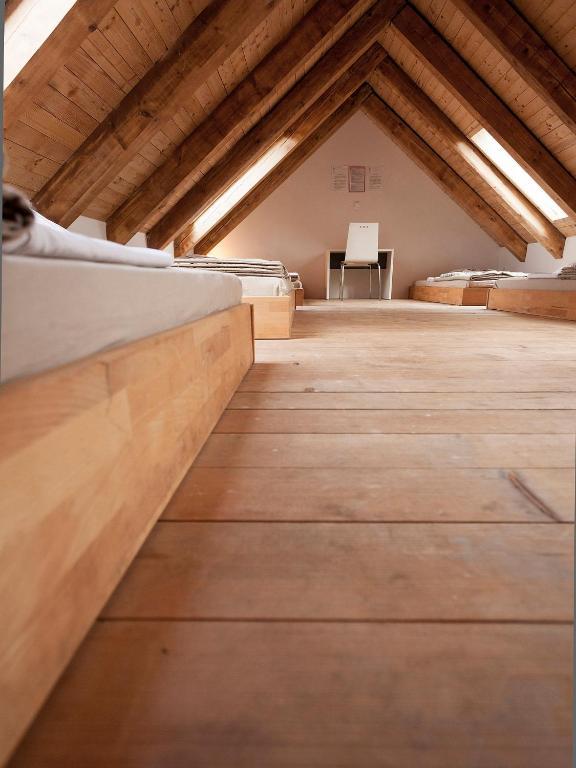 Hostel Situla Novo Mesto Oda fotoğraf